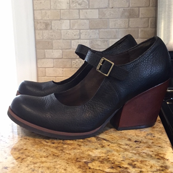 flipkart woodland sandals offers